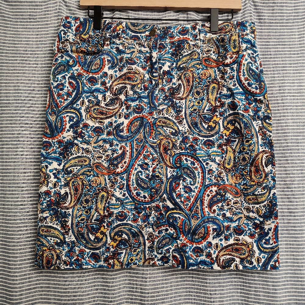 Blue Paisley Print Cotton Stretch Mini Skirt Lightweight Size 10 Jones New York